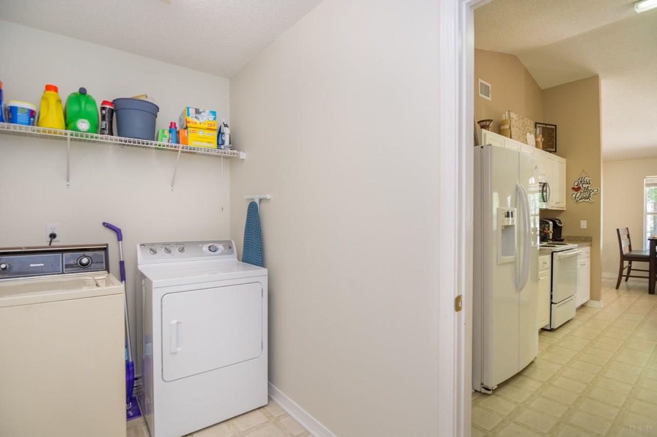 6644 Da Lisa Road Milton, FL 32583 - Photo 12 of 27 Gallery Image 12