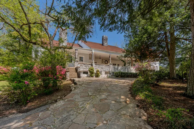 $1,400,000 | 70 Golf Crse Lane, Trion, GA 30753