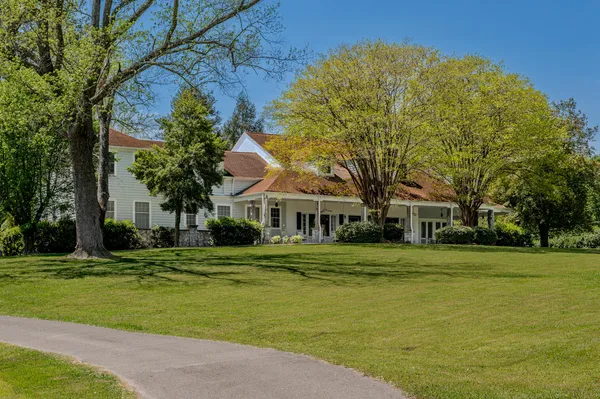 $1,300,000 | 70 Golf Crse Lane, Trion, GA 30753
