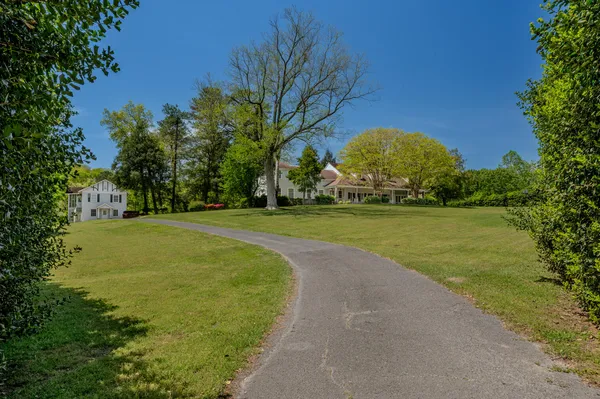 $1,300,000 | 70 Golf Crse Lane, Trion, GA 30753