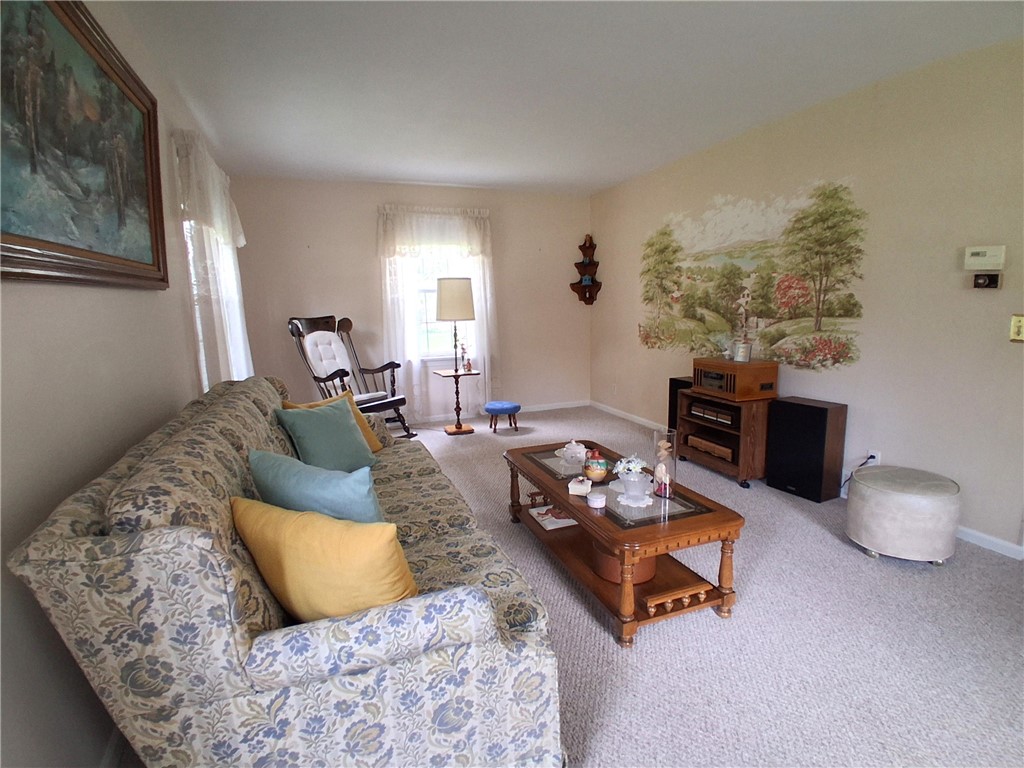 9 Hallmark Road Rochester, NY 14625 - Photo 6 of 15 Gallery Image 6
