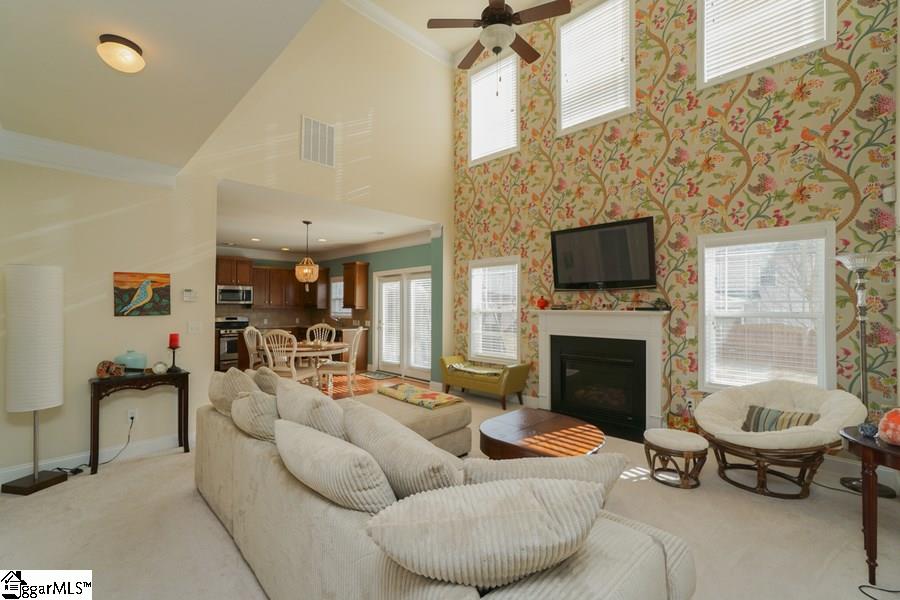 6 Buckhannon Road Greenville, SC 29607 - Photo 4 of 36 Gallery Image 4
