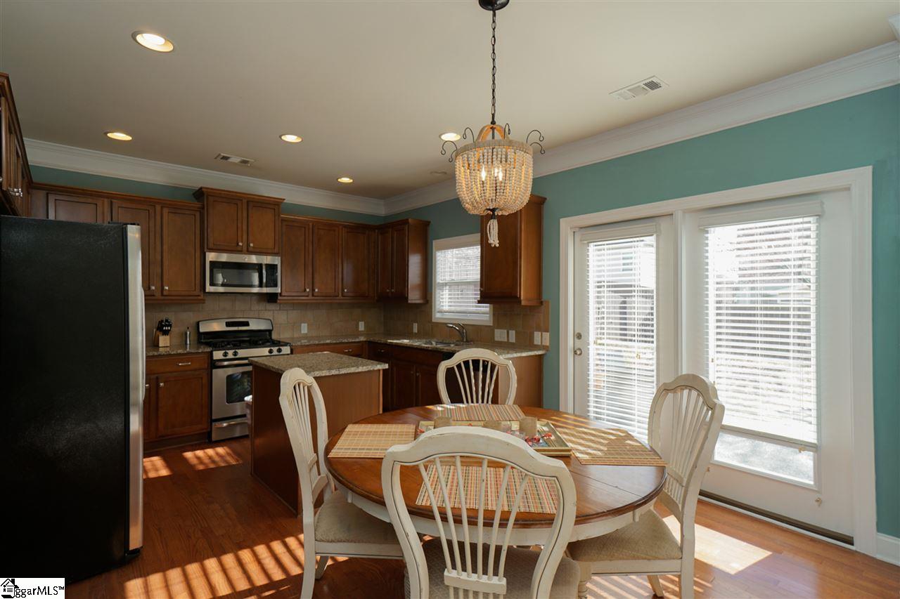 6 Buckhannon Road Greenville, SC 29607 - Photo 7 of 36 Gallery Image 7