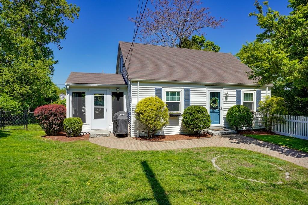 2 Elm Street Maynard, MA 01754 - Photo 1 of 33 Gallery Image 1