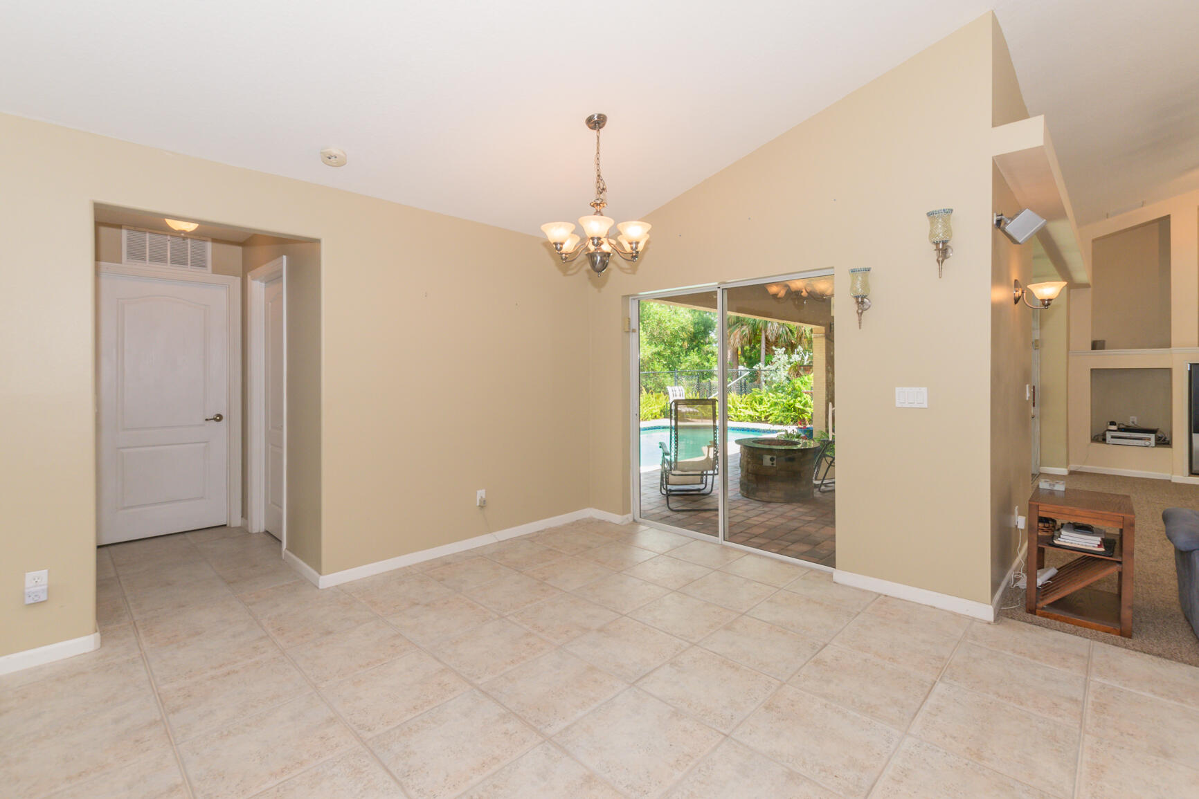 2681 Coolidge Road Fort Pierce, FL 34945 - Photo 15 of 47 Living room