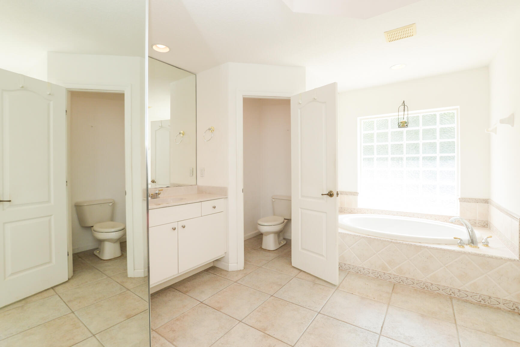 2681 Coolidge Road Fort Pierce, FL 34945 - Photo 28 of 47 master bath