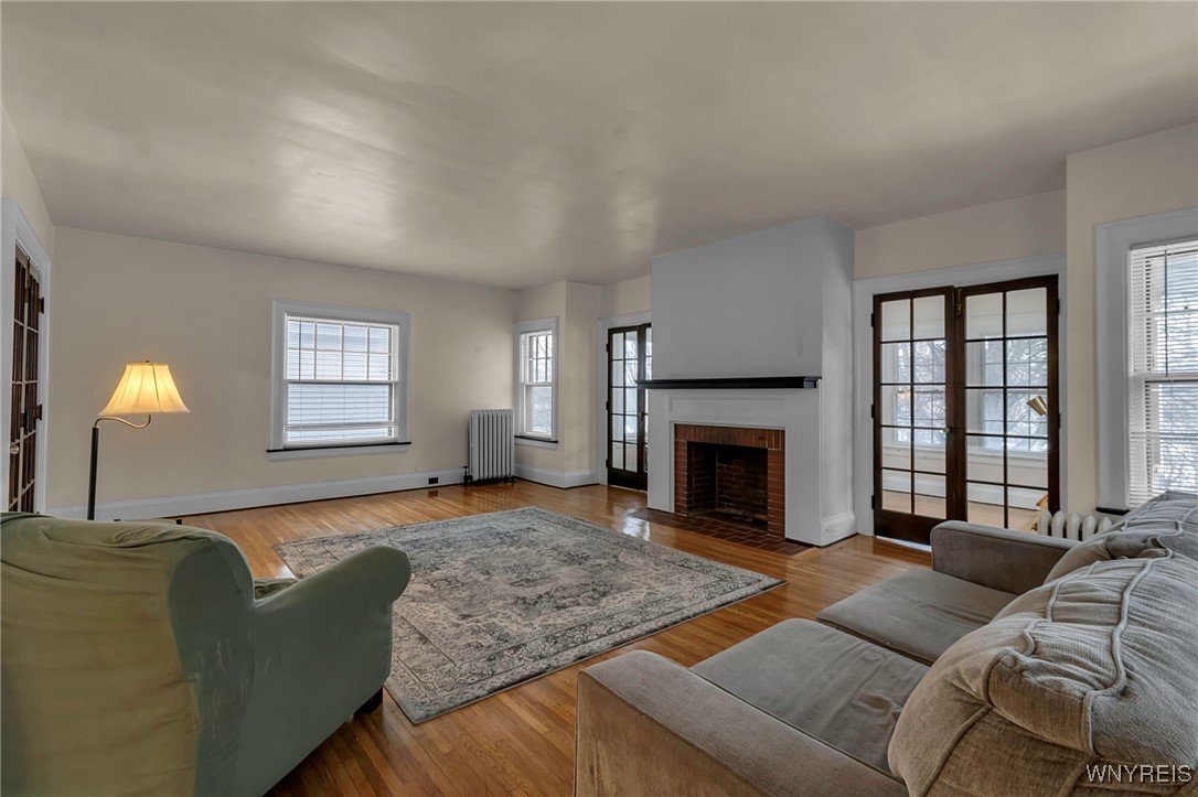 337 Parkside Avenue Buffalo, NY 14214 - Photo 8 of 50