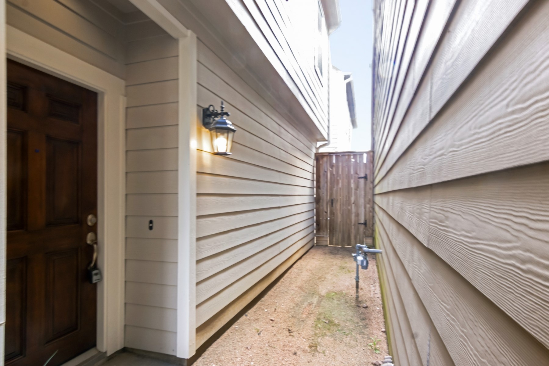 2917 Clinton Drive Houston, TX 77020 - Photo 4 of 24 a view of balcony
