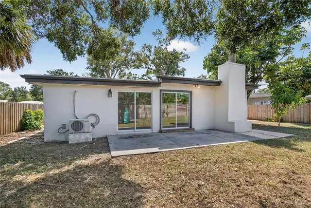 $3,300 | 4573 20th Avenue North, St. Petersburg, FL 33713
