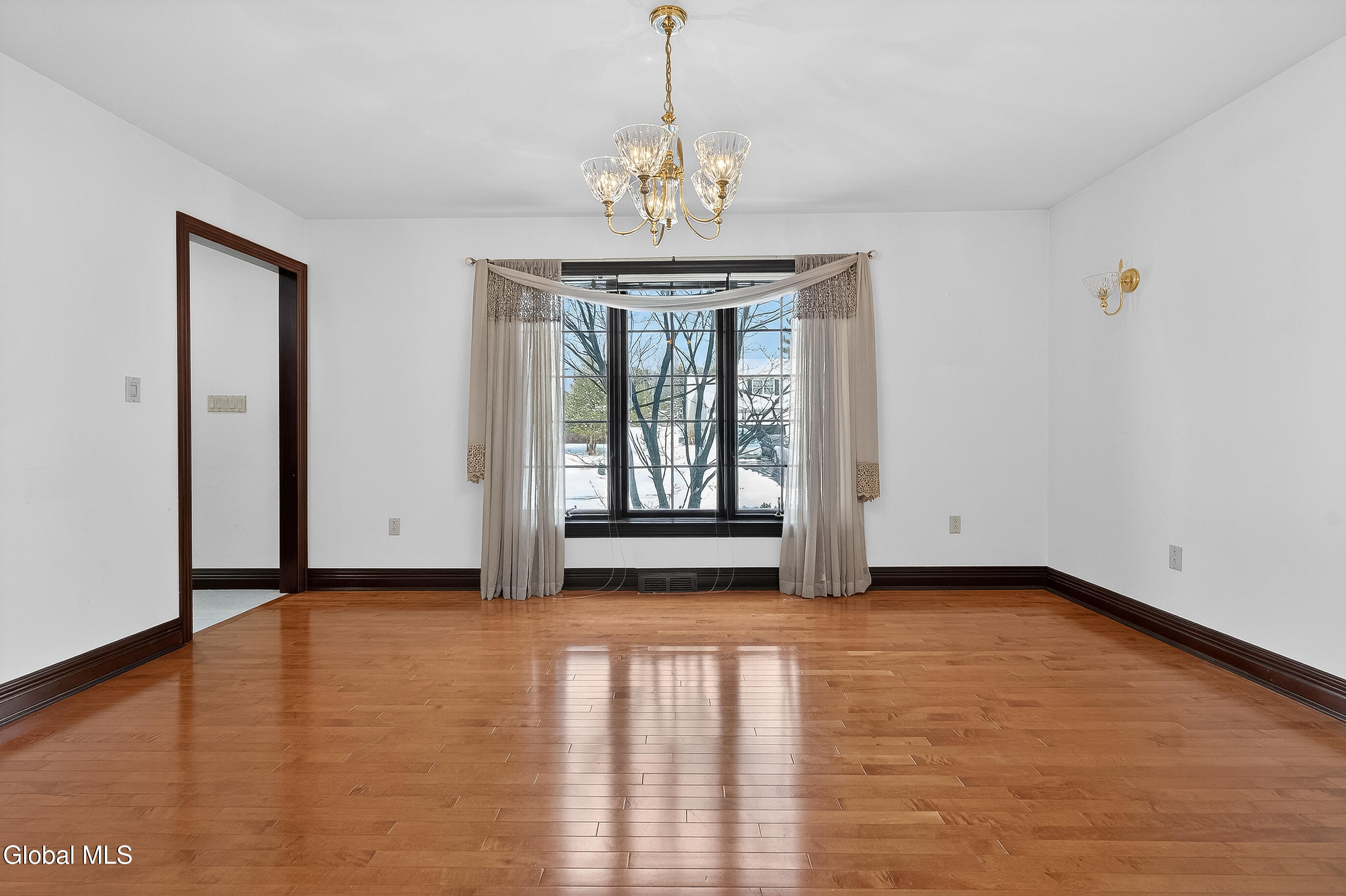 8 Malden Lane Bethlehem, NY 12054 - Photo 28 of 80 063-8-Maiden-Ln_delmar-NY-12054