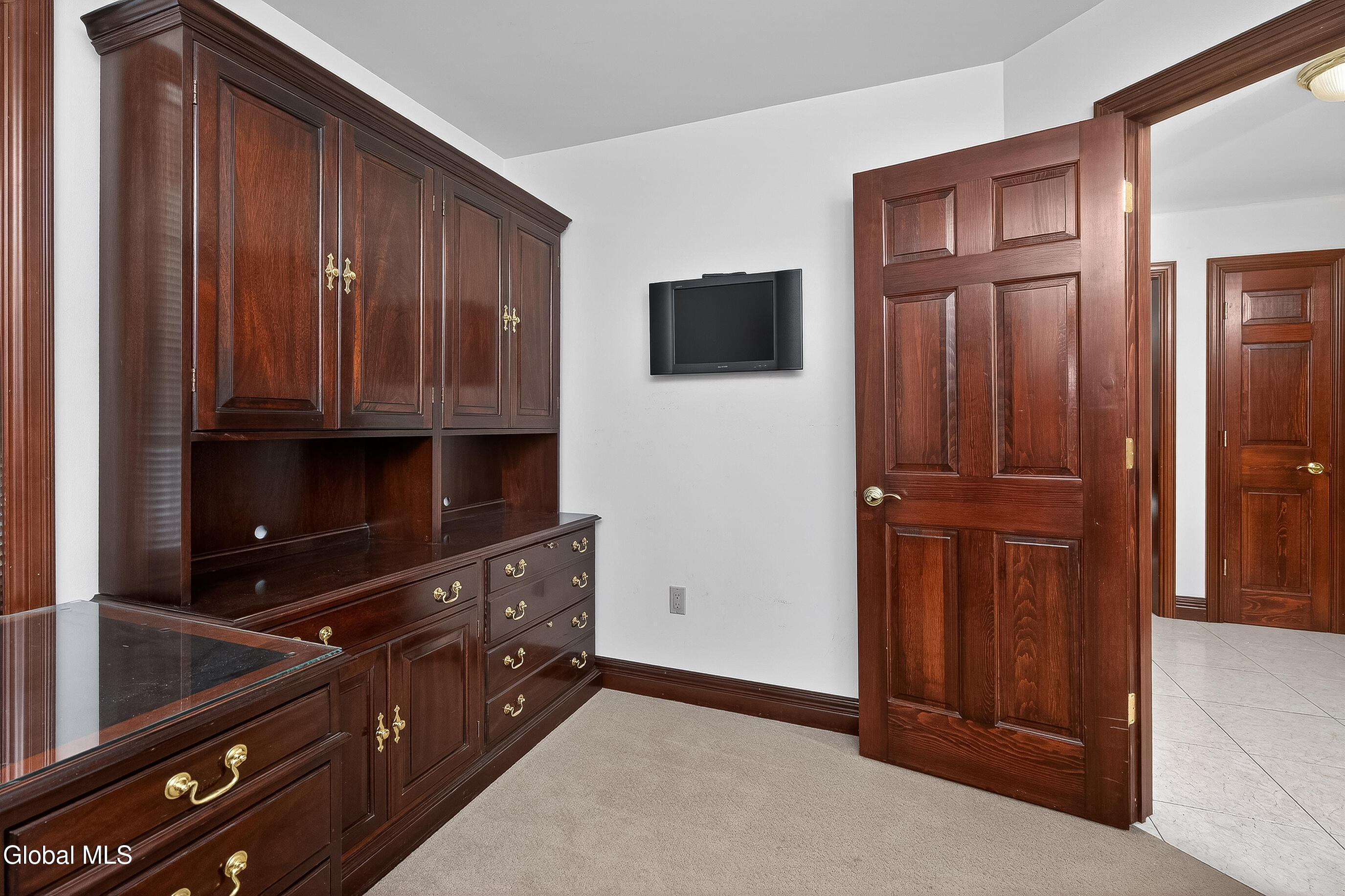 8 Malden Lane Bethlehem, NY 12054 - Photo 35 of 80 075-8-Maiden-Ln_delmar-NY-12054