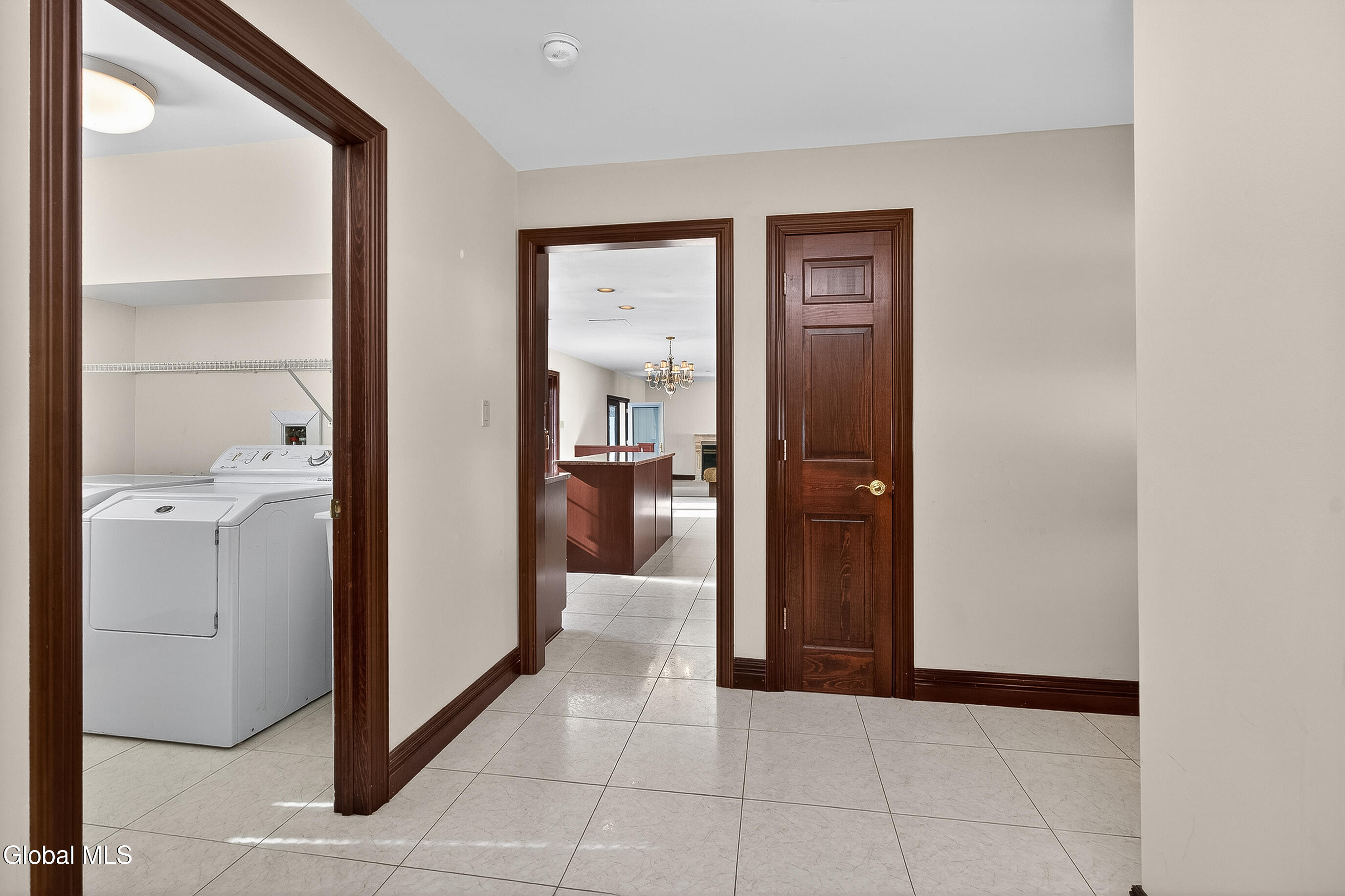 8 Malden Lane Bethlehem, NY 12054 - Photo 36 of 80 076-8-Maiden-Ln_delmar-NY-12054