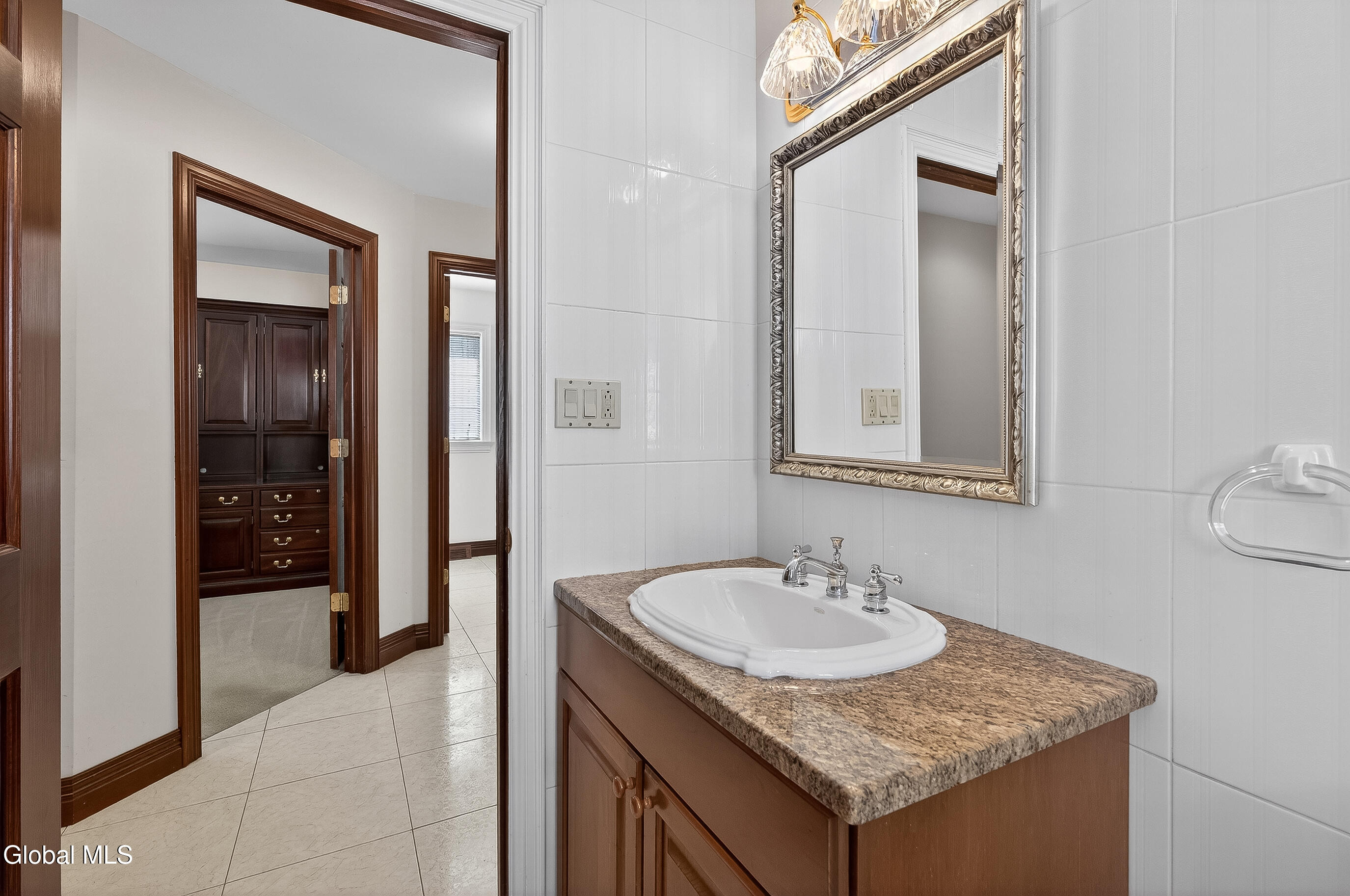 8 Malden Lane Bethlehem, NY 12054 - Photo 41 of 80 078-8-Maiden-Ln_delmar-NY-12054