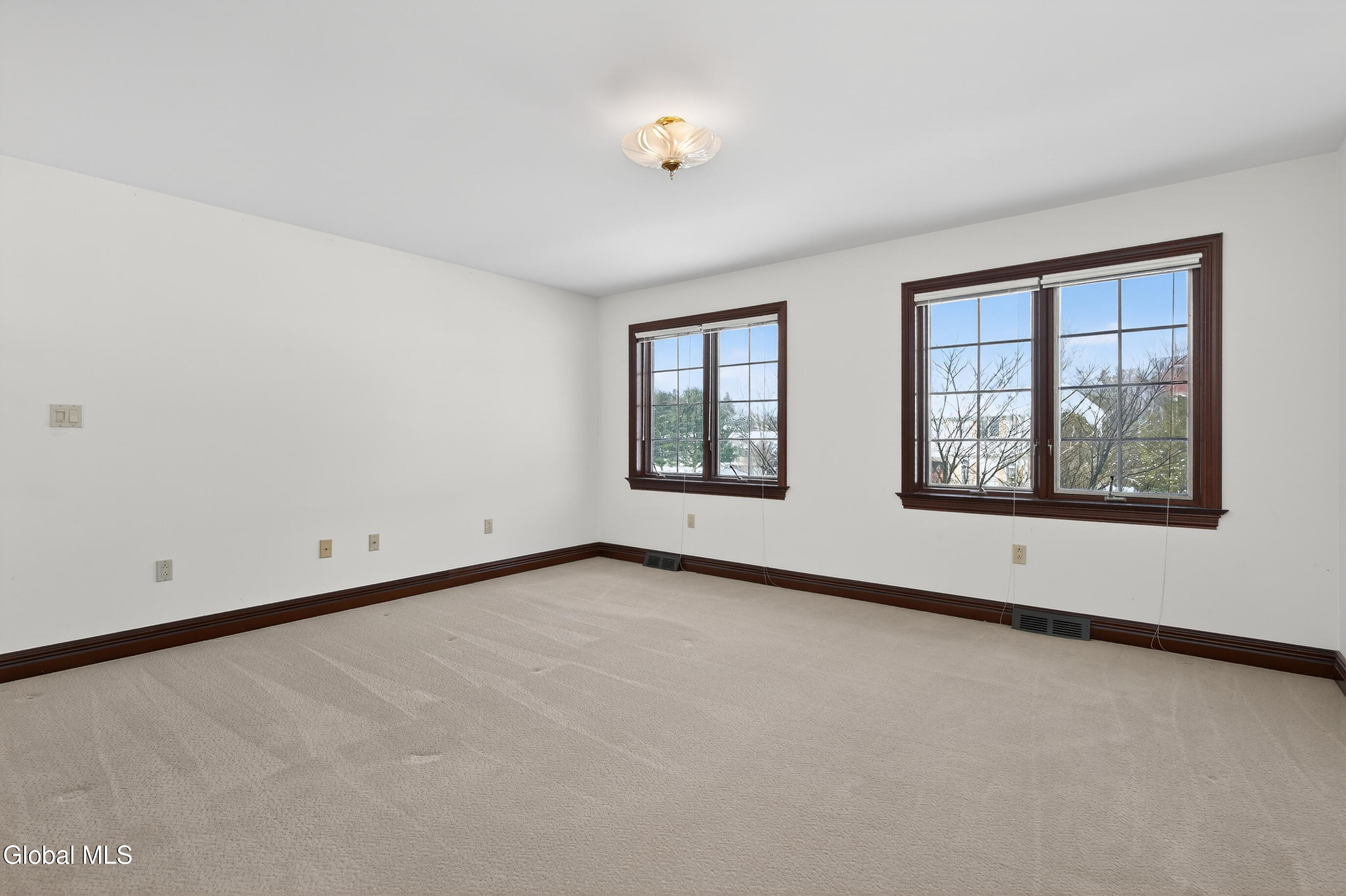 8 Malden Lane Bethlehem, NY 12054 - Photo 45 of 80 095-8-Maiden-Ln_delmar-NY-12054