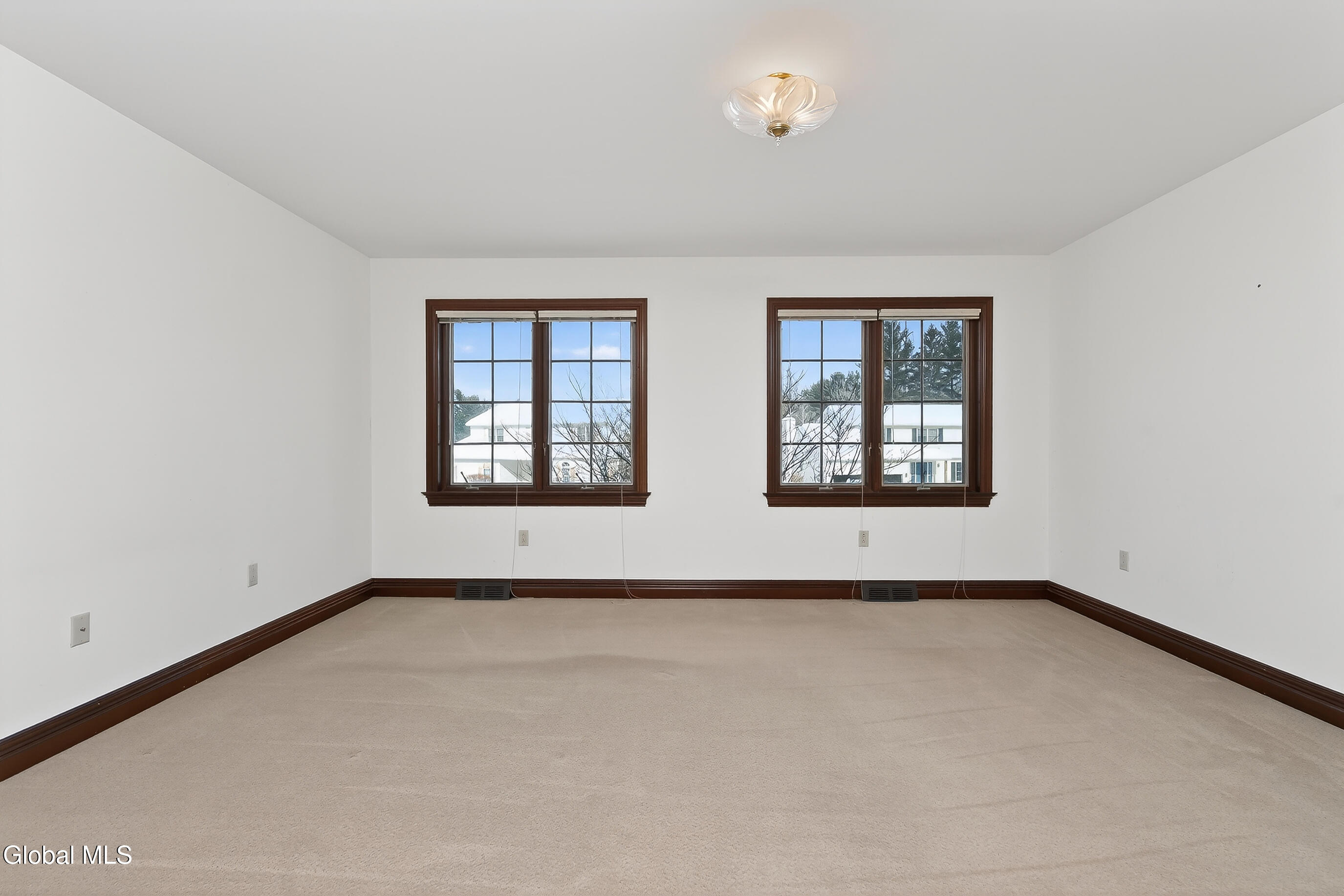 8 Malden Lane Bethlehem, NY 12054 - Photo 46 of 80 098-8-Maiden-Ln_delmar-NY-12054