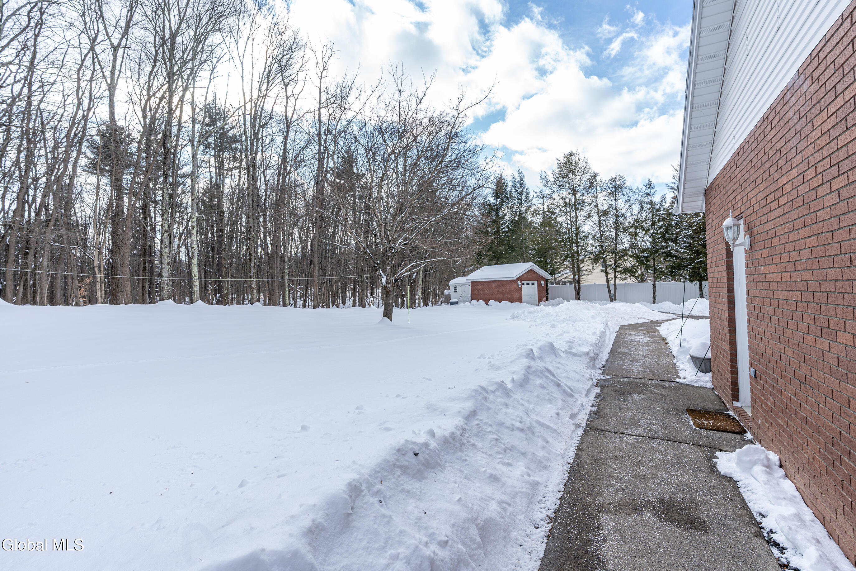 8 Malden Lane Bethlehem, NY 12054 - Photo 72 of 80 017-8-Maiden-Ln_delmar-NY-12054