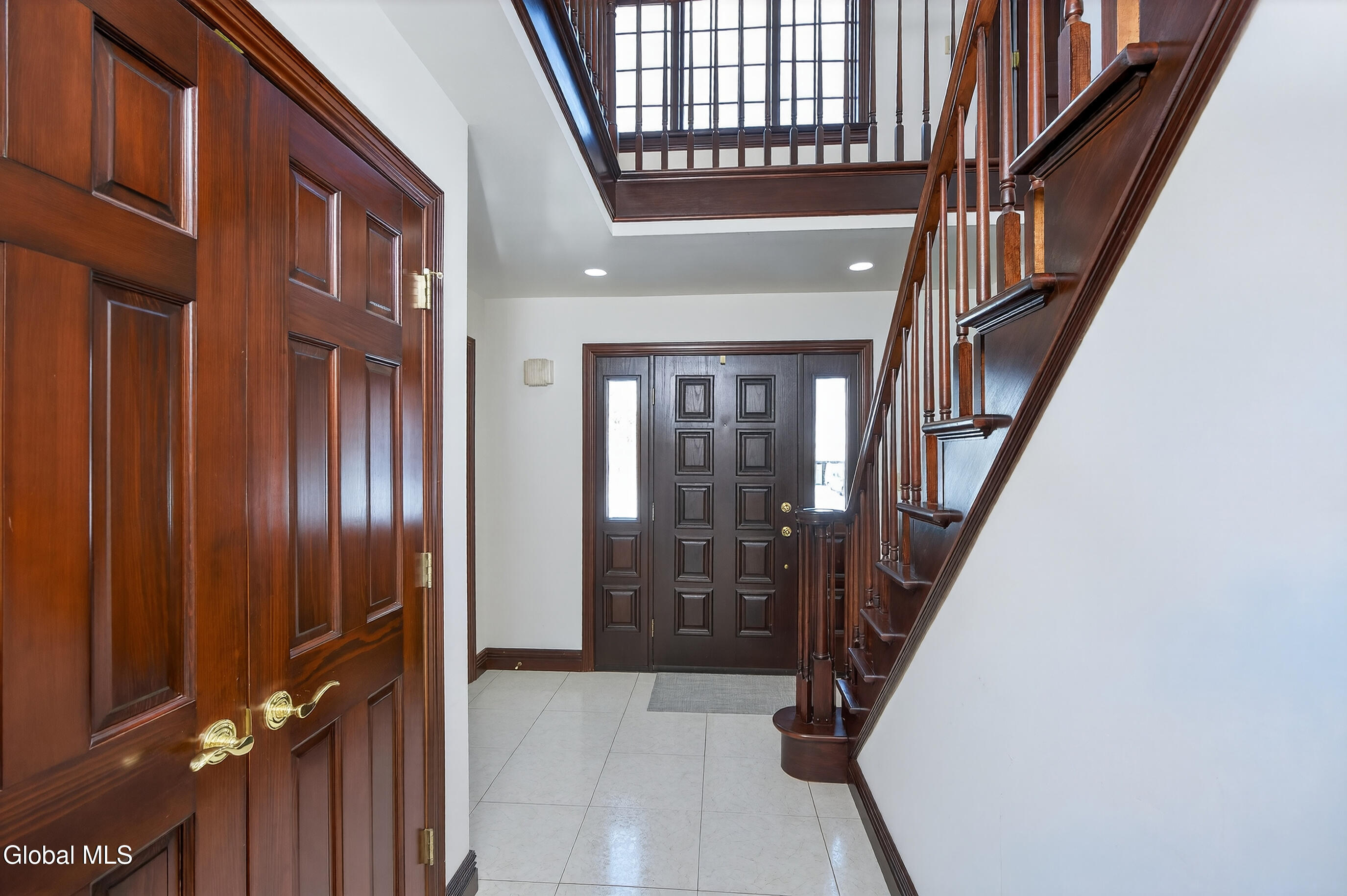 8 Malden Lane Bethlehem, NY 12054 - Photo 8 of 80 041-8-Maiden-Ln_delmar-NY-12054