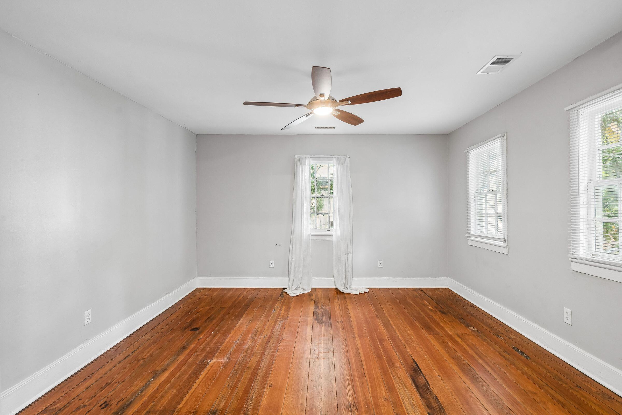 20 Amherst Street, Unit B Charleston, SC 29403 - Photo 24 of 34 20AmherstSt-KeenEyeMarketing-039