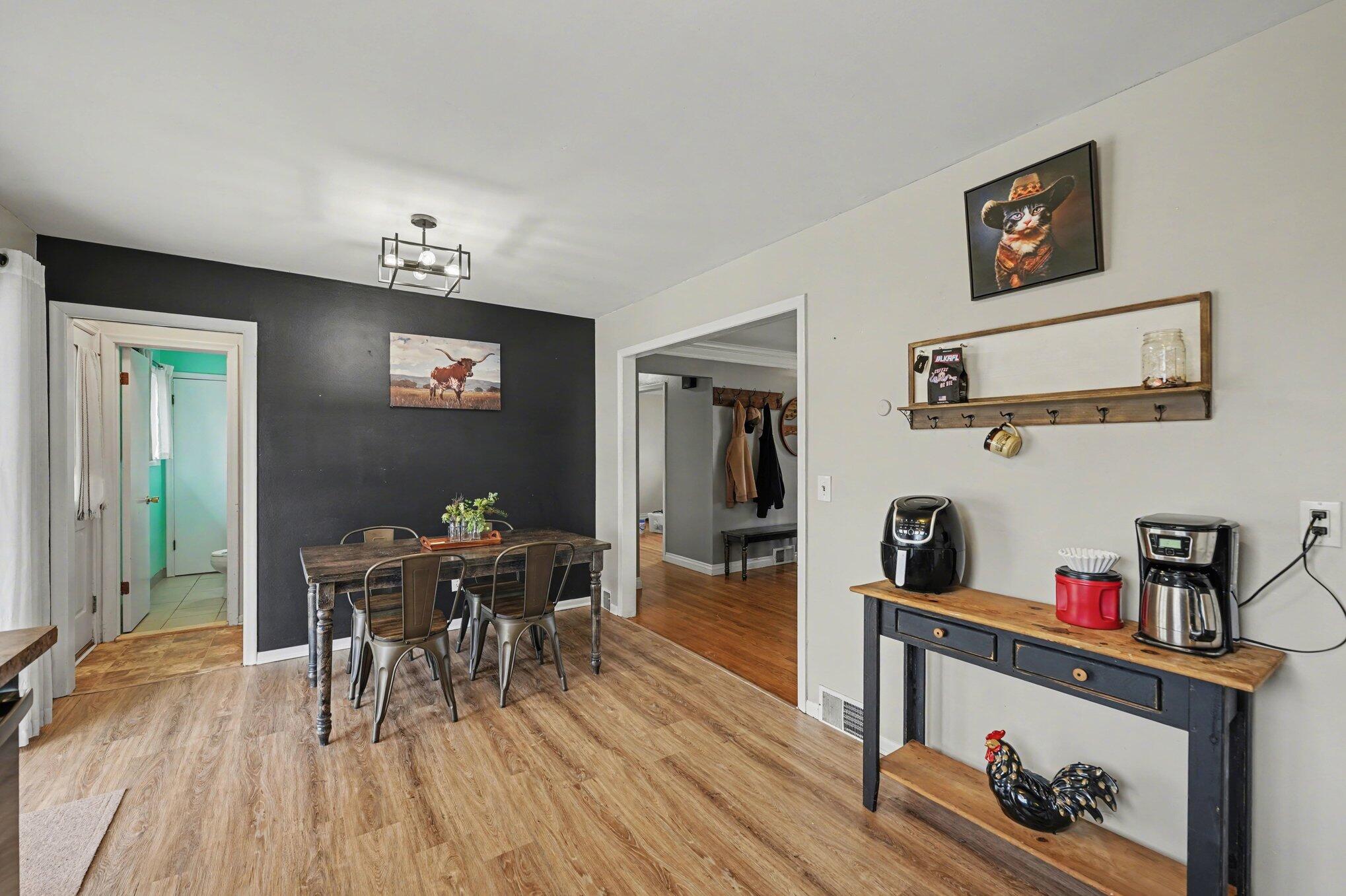 7725 North Henry Ruff Road Westland, MI 48185 - Photo 11 of 28 010_file_5782