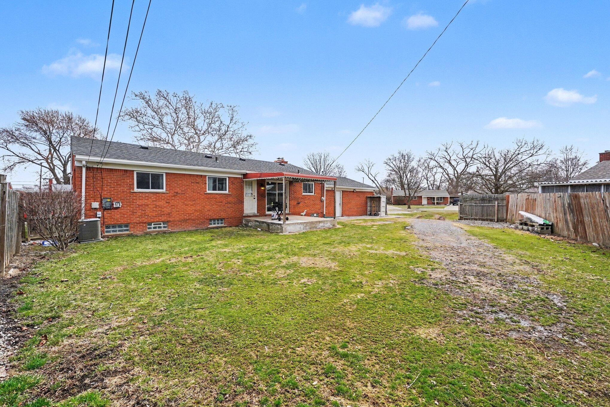 7725 North Henry Ruff Road Westland, MI 48185 - Photo 26 of 28 024_file_6323