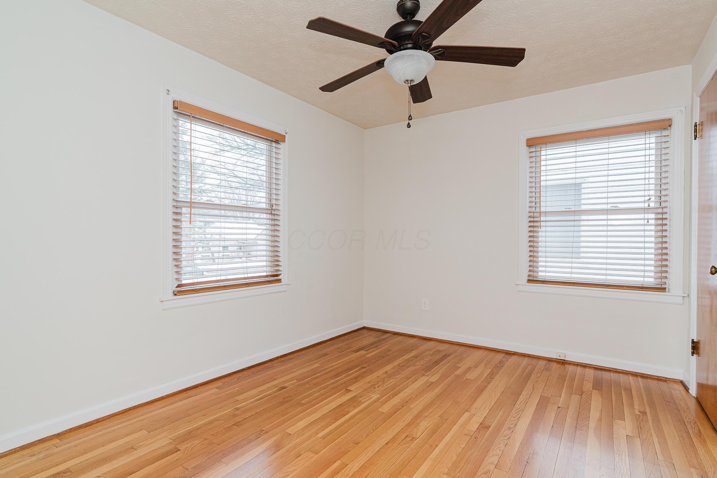 4422 Zeller Road Columbus, OH 43214 - Photo 22 of 45 Bedroom 2, entry level
