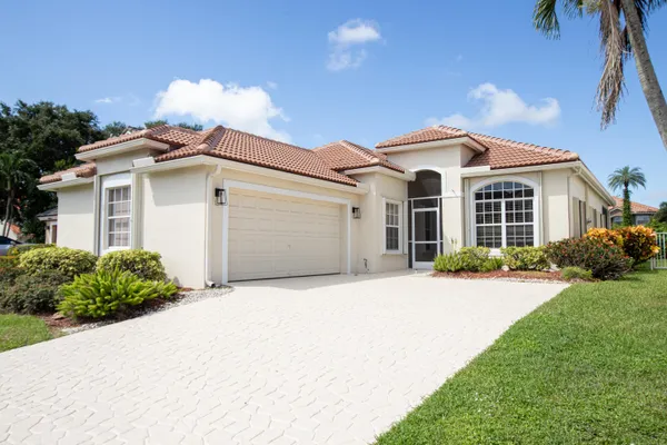 $4,900 | 10881 La Salinas Circle, Boca Raton, FL 33428