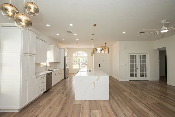 $4,900 | 10881 La Salinas Circle, Boca Raton, FL 33428