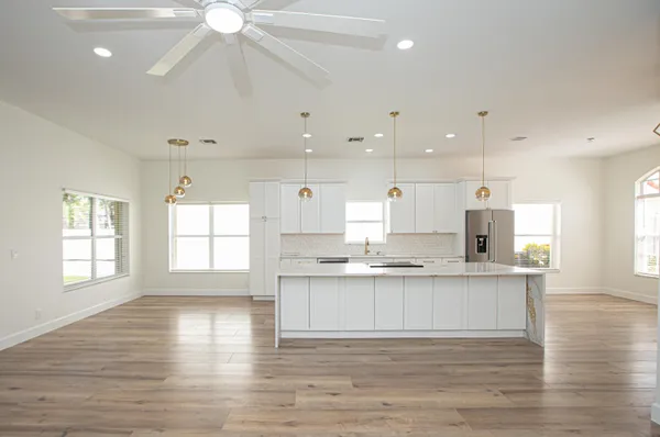 $4,900 | 10881 La Salinas Circle, Boca Raton, FL 33428
