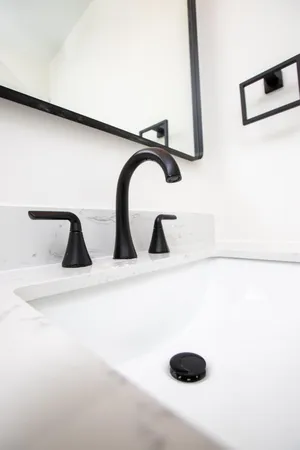 $4,900 | 10881 La Salinas Circle, Boca Raton, FL 33428