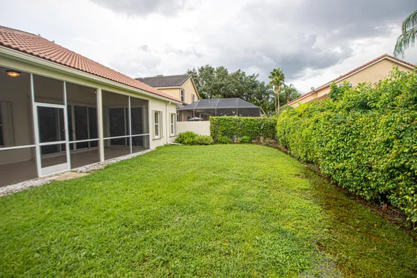 $4,900 | 10881 La Salinas Circle, Boca Raton, FL 33428