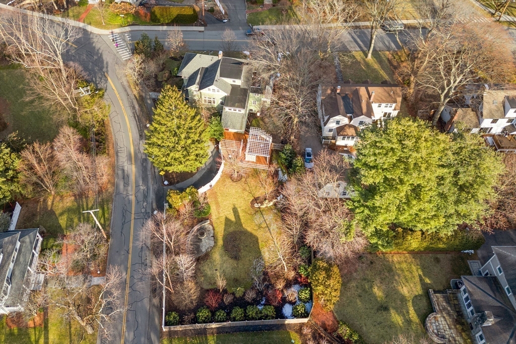 20 Winthrop Road Lexington, MA 02421 - Photo 27 of 33