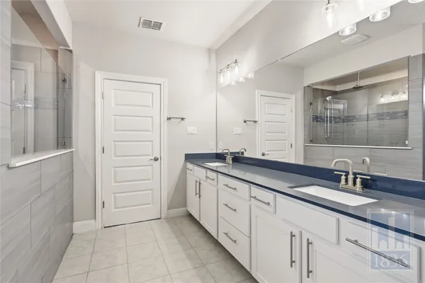 $2,400 | 555 Purple Heart Drive, Buda, TX 78610