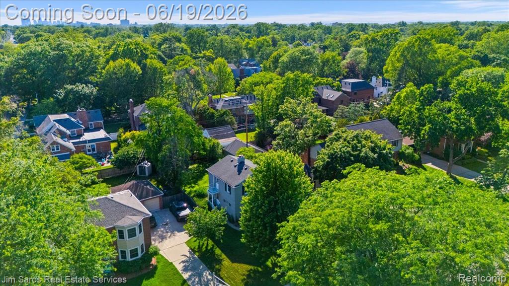 615 Lakepointe Street Grosse Pointe, MI 48230 - Photo 33 of 34