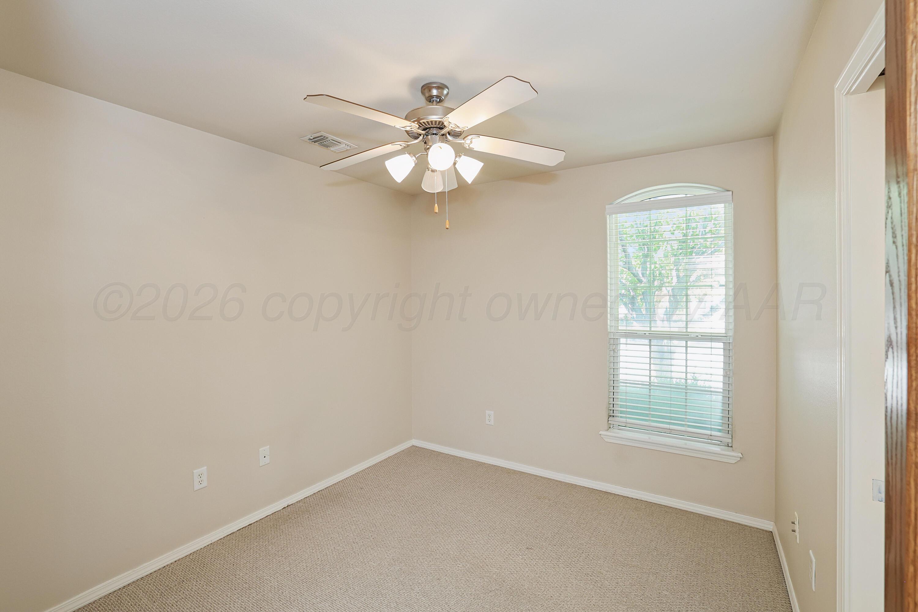 4527 Steffi Court Amarillo, TX 79110 - Photo 18 of 24 18-2nd Bedroom
