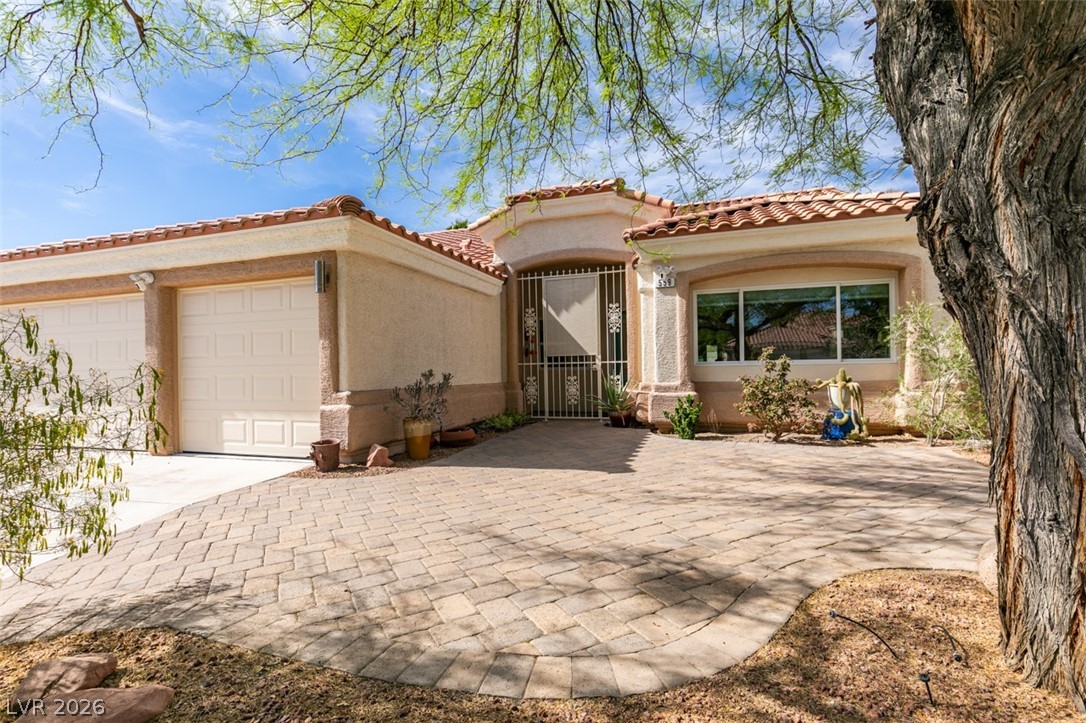559 Duran Street Henderson, NV 89015 - Photo 2 of 26