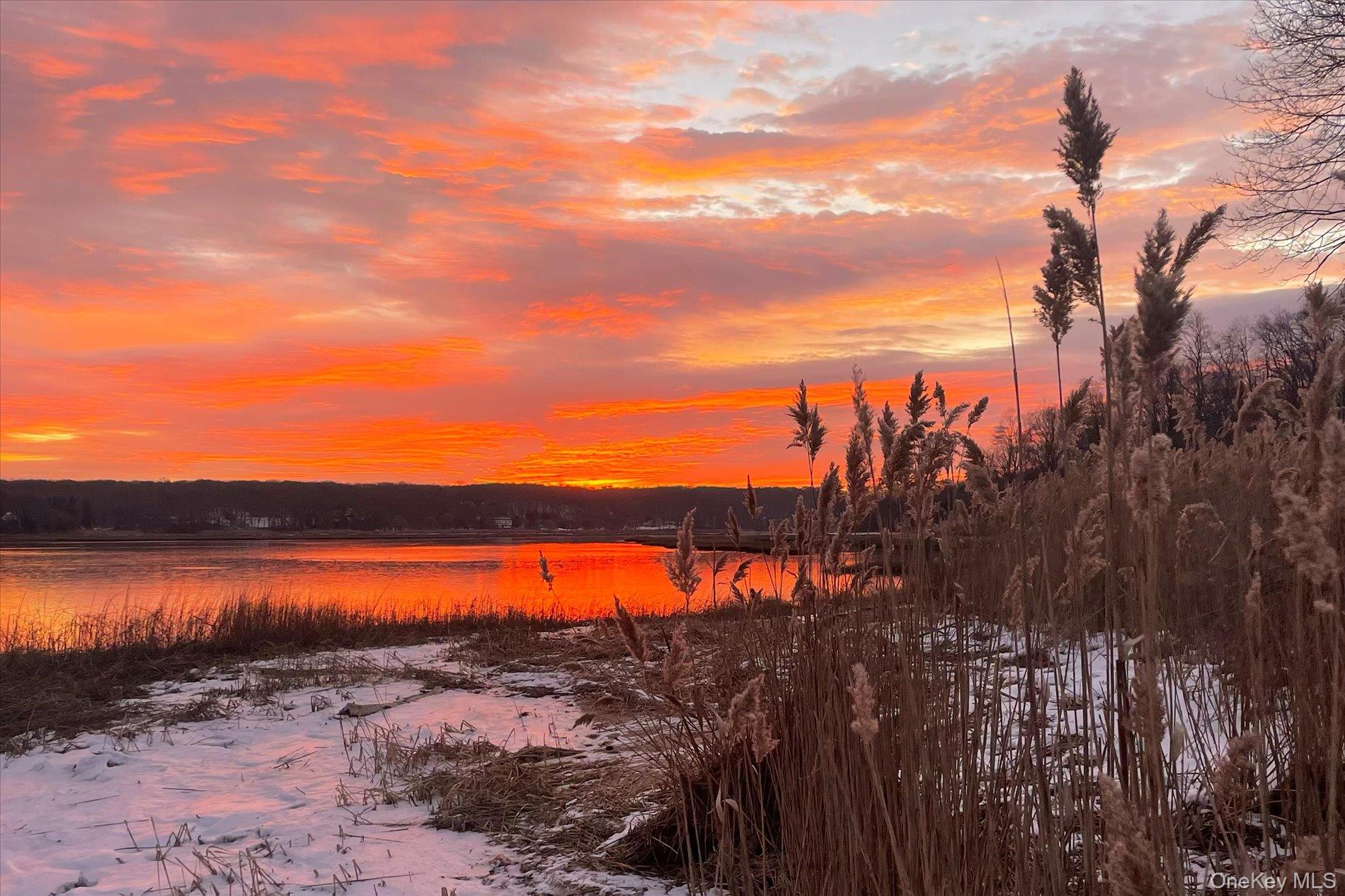 126 Walnut Road Kings Park, NY 11754 - Photo 23 of 33 a view of ocean with a lake