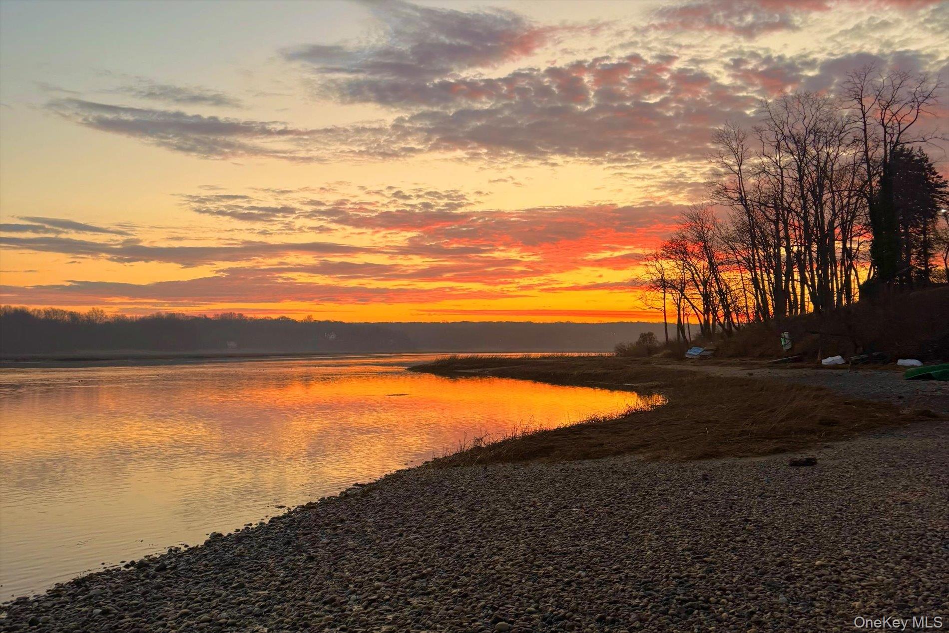 126 Walnut Road Kings Park, NY 11754 - Photo 25 of 33 a view of an ocean and a mountain