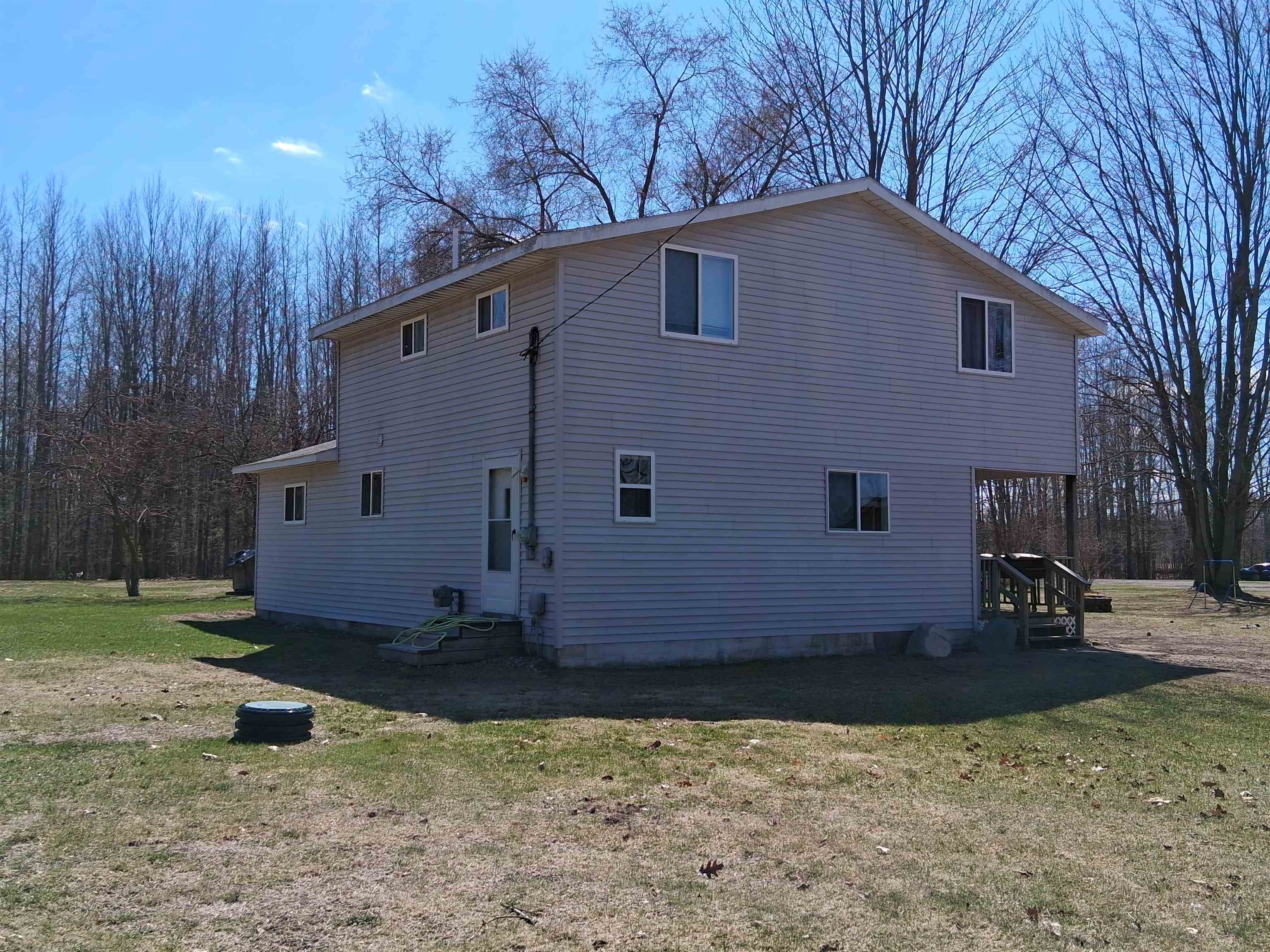 3739 Pratt Lake Road Gladwin, MI 48624 - Photo 4 of 51