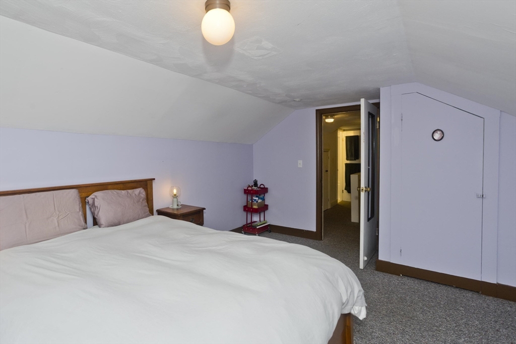 3 North Main Street Williamsburg, MA 01096 - Photo 22 of 34