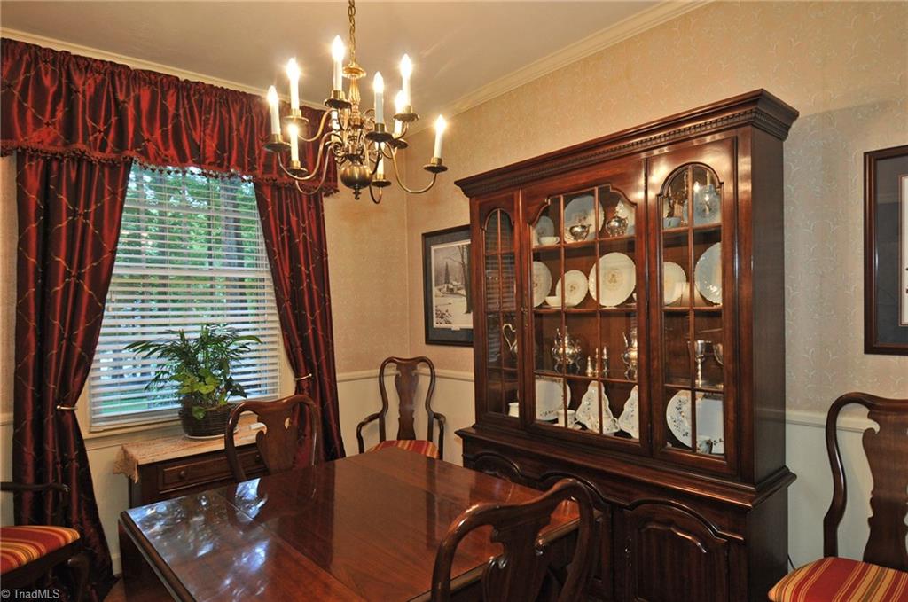 9054 Fantasy Road Lewisville, NC 27023 - Photo 4 of 30 Gallery Image 4