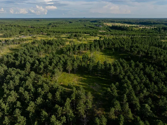 $1,890,000 | 803 Lido, Nekoosa, WI 54457