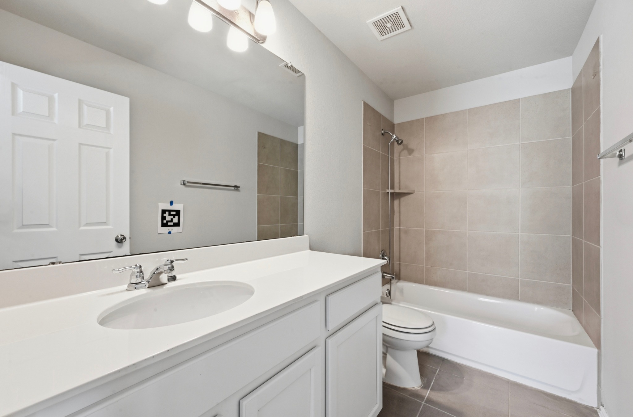 209 Noddy Road Buda, TX 78610 - Photo 23 of 30 Secondary Bathroom