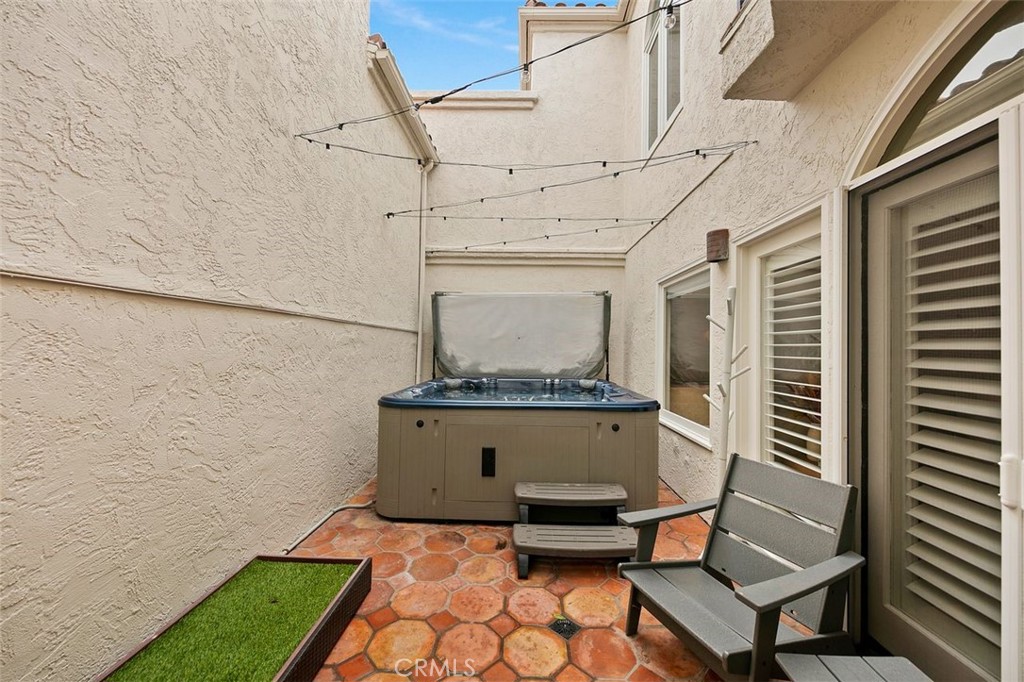876 Cofair Court Solana Beach, CA 92075 - Photo 25 of 32 a view of a room with chairs and a rug