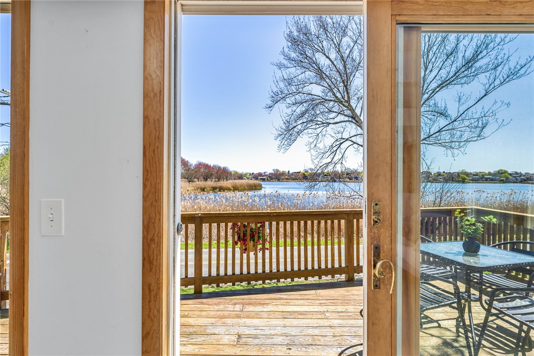 91 Bonnet Point Road Narragansett, RI 02882 - Photo 26 of 33