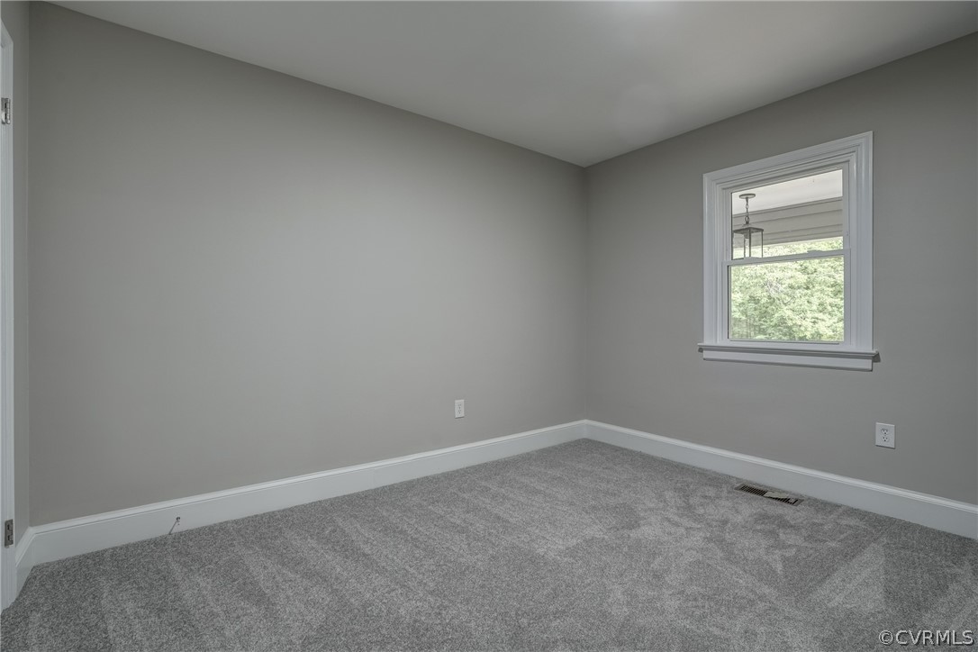 5304 River Road West Goochland, VA 23063 - Photo 20 of 47 an empty room with a window