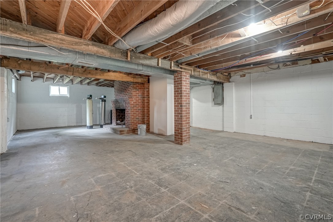 5304 River Road West Goochland, VA 23063 - Photo 46 of 47 a view of empty room with wooden ceiling