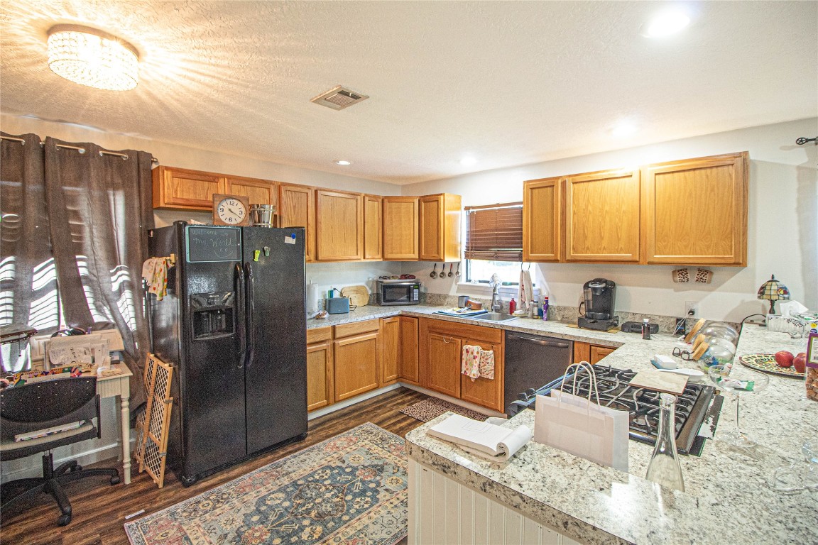 480 Jewel Coleman Road Livingston, TX 77351 - Photo 17 of 50