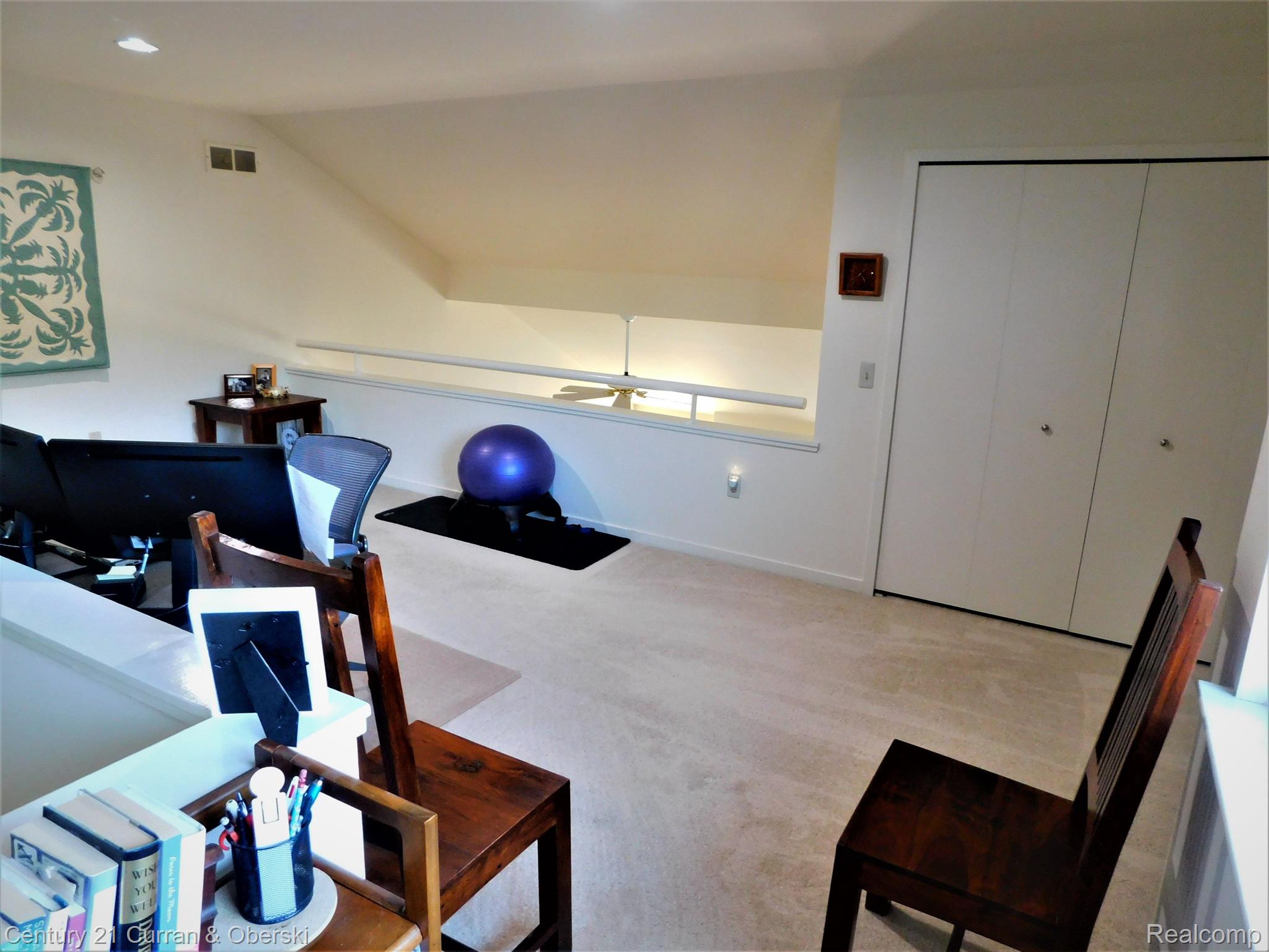 689 Charing Court Rochester, MI 48307 - Photo 25 of 35 Loft area