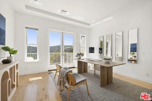 $21,500 | 1939 Stradella Road, Los Angeles, CA 90077