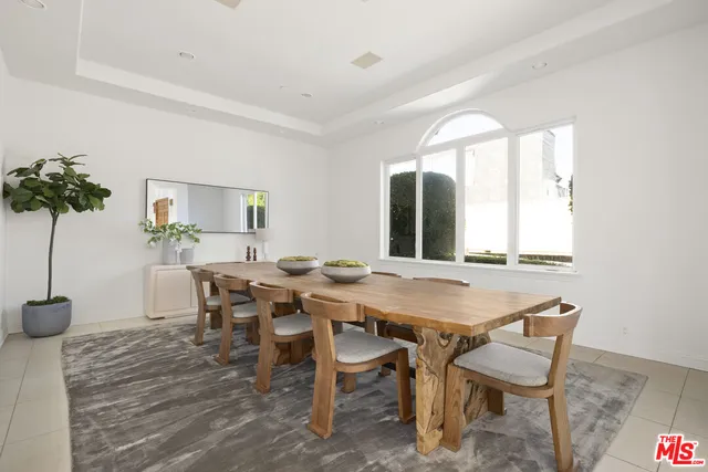 $21,500 | 1939 Stradella Road, Los Angeles, CA 90077